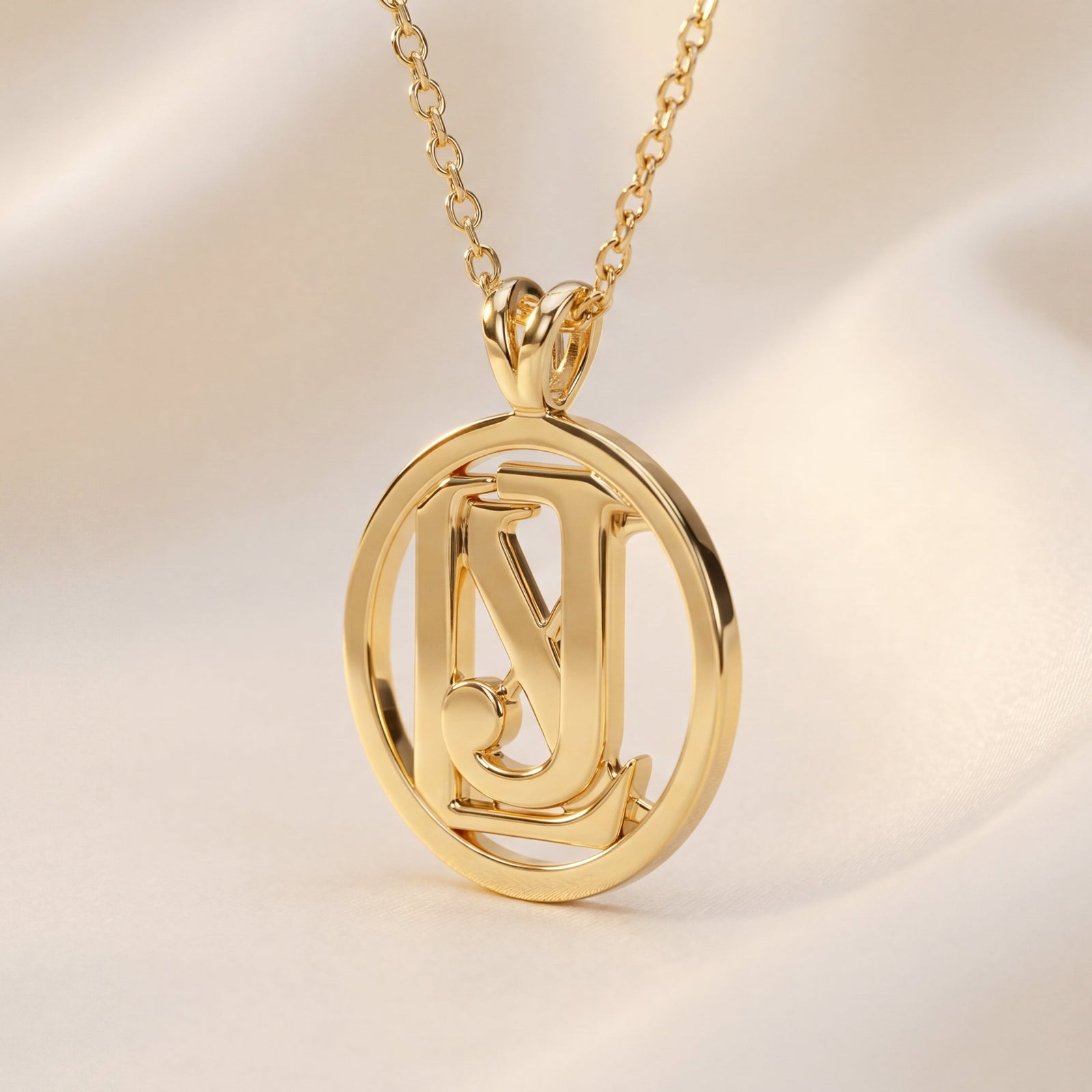 18 ct yellow gold pendant with initials 