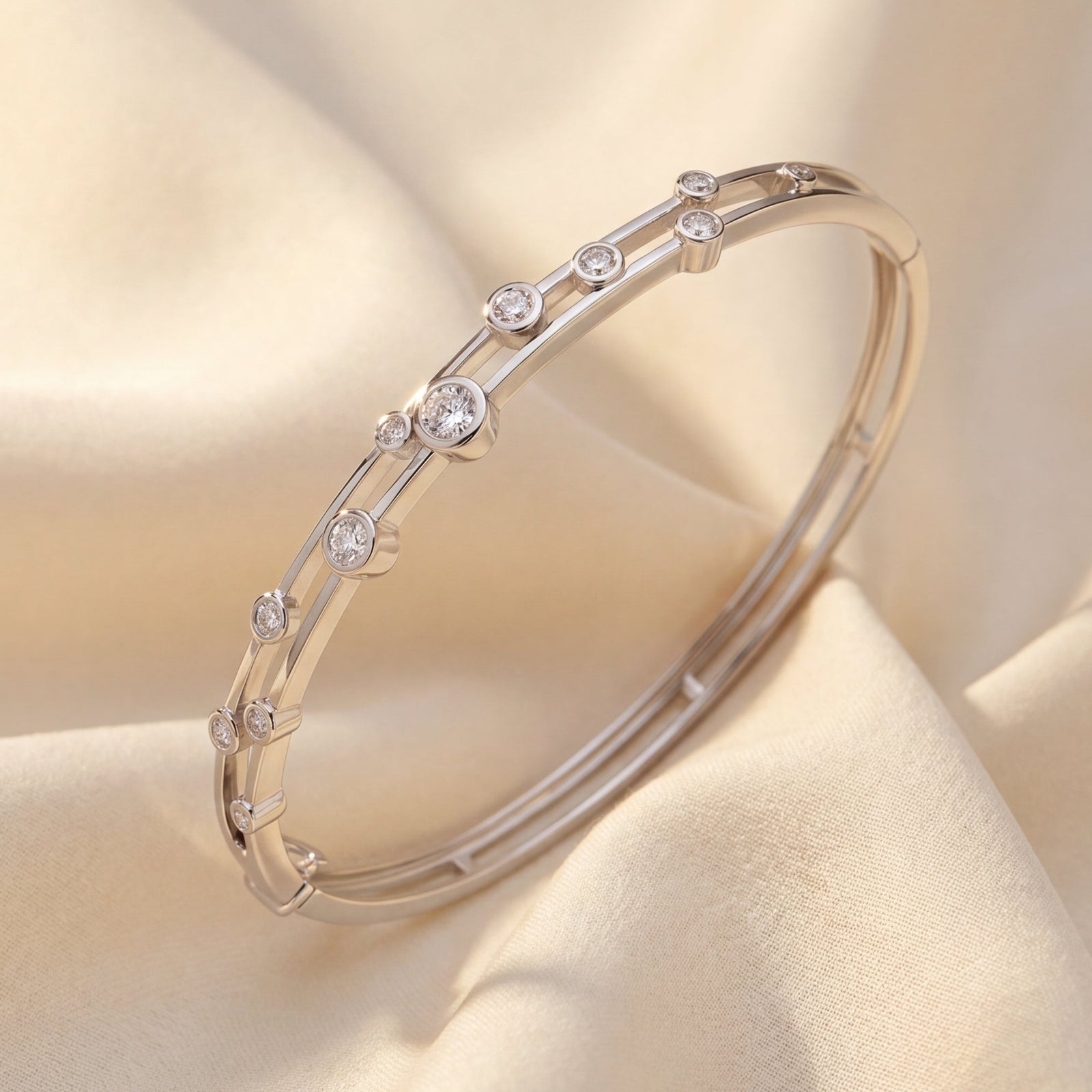 18ct White gold bangle set with diamonds on collets