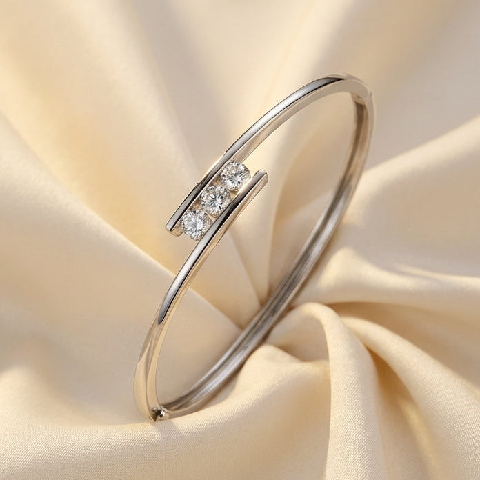 9ct White gold bangle with 3 round diamonds