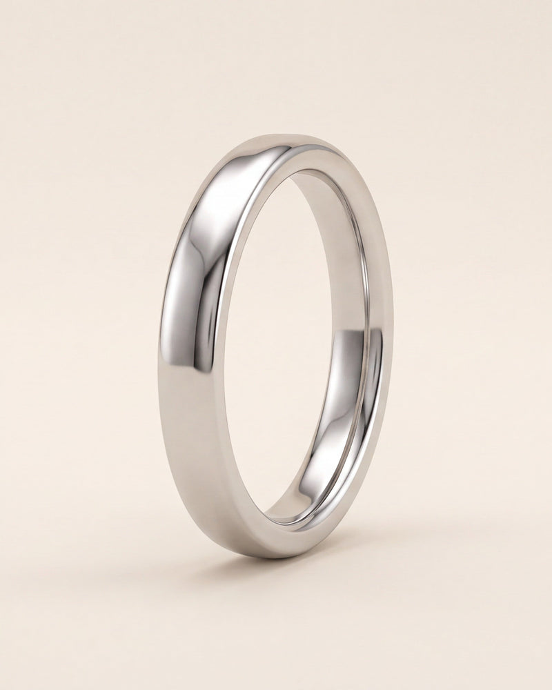 Ladies court profile wedding ring in platinum